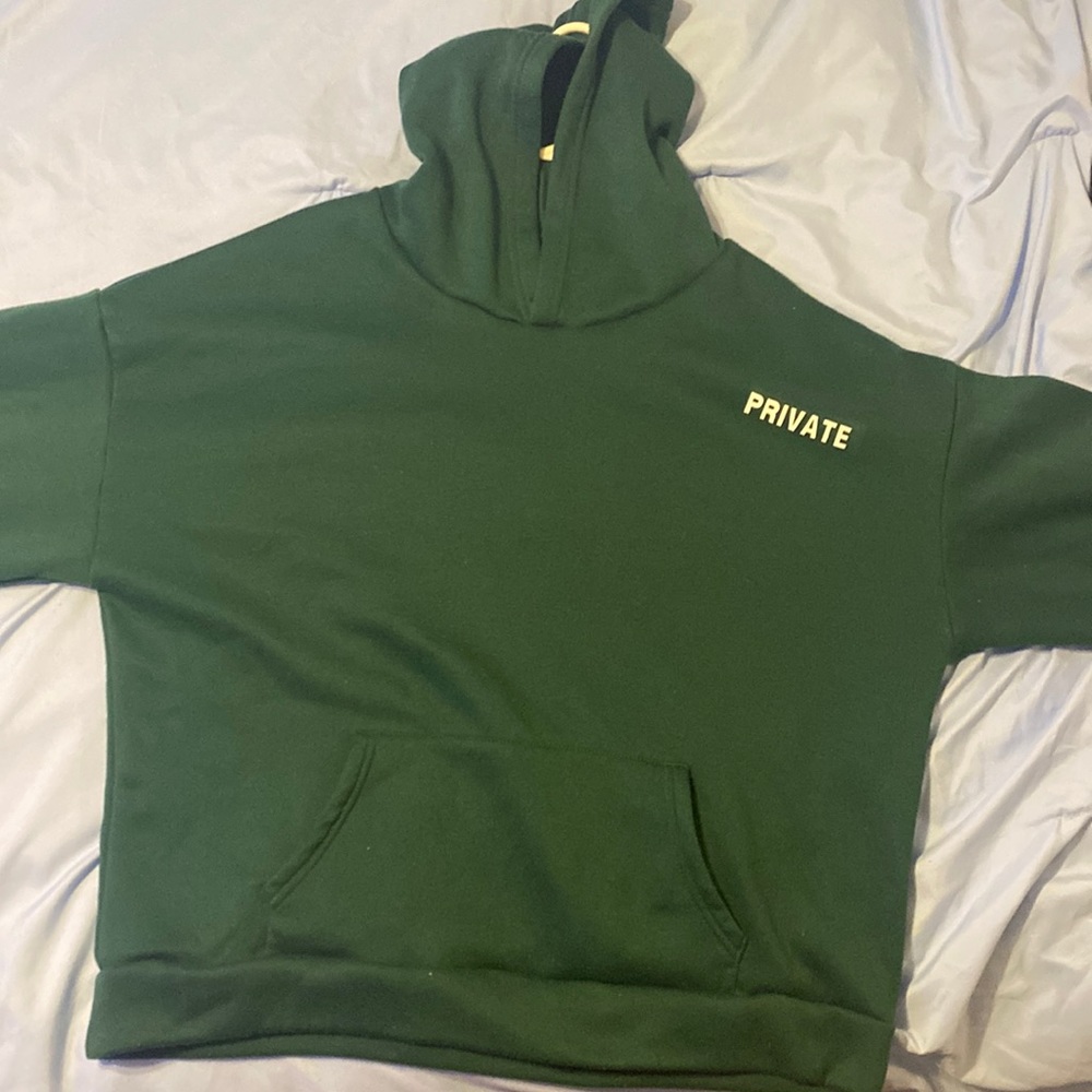 OVER SIZED GREEN HOODIE